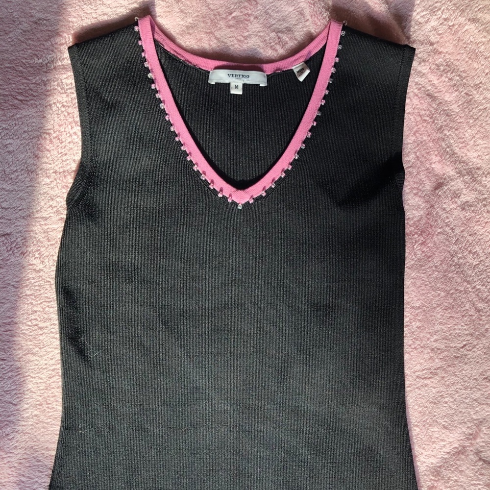 black and pink tank